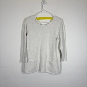 Lisa Todd Gray Front Pocket Sweater Size Medium
